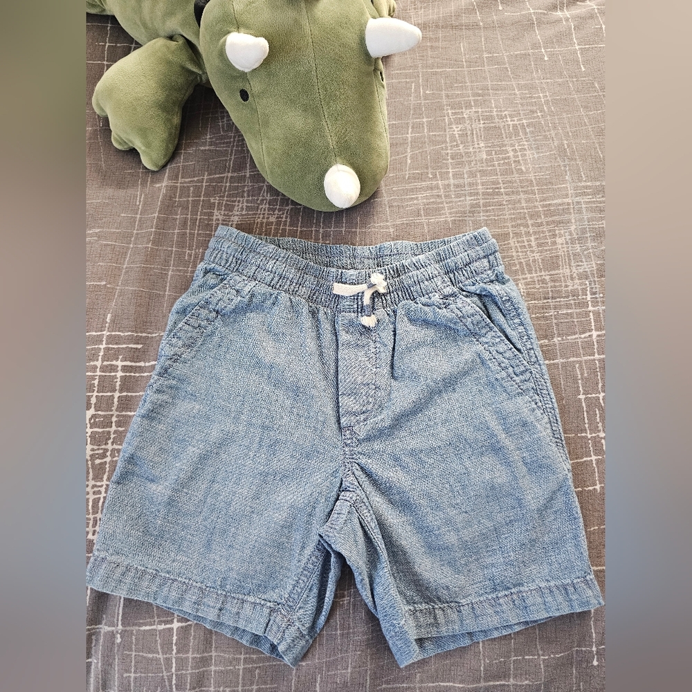NWOT GAP Chambray Kids Stort, S (6-7)